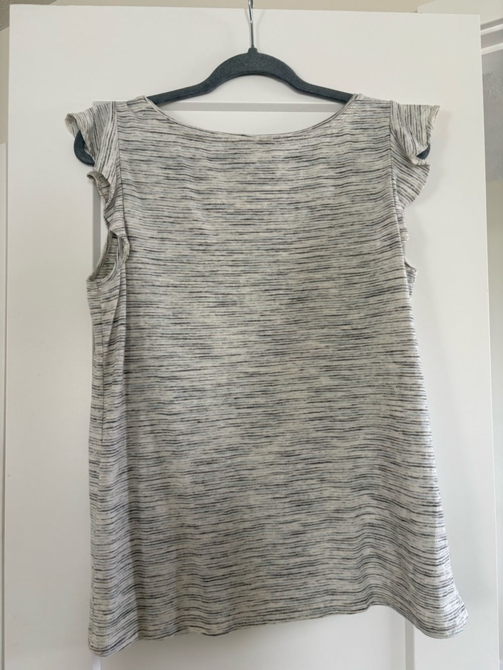 LOFT Light Heather Gray Ruffle Sleeve Tank - Picture 5 of 5